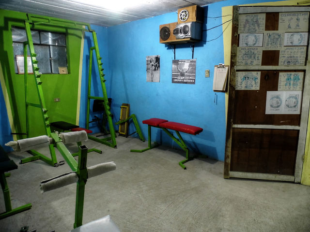 sala 1 guiarte de nuestras rutinas e imagenes con los ejercicios